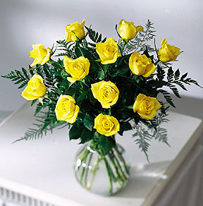 The FTD� Brighten the Day � Rose Bouquet