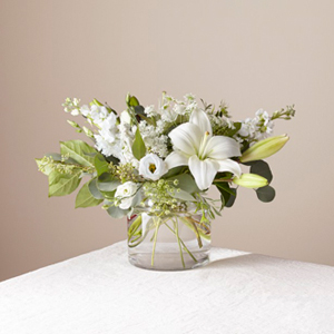The FTD� Alluring Elegance Bouquet